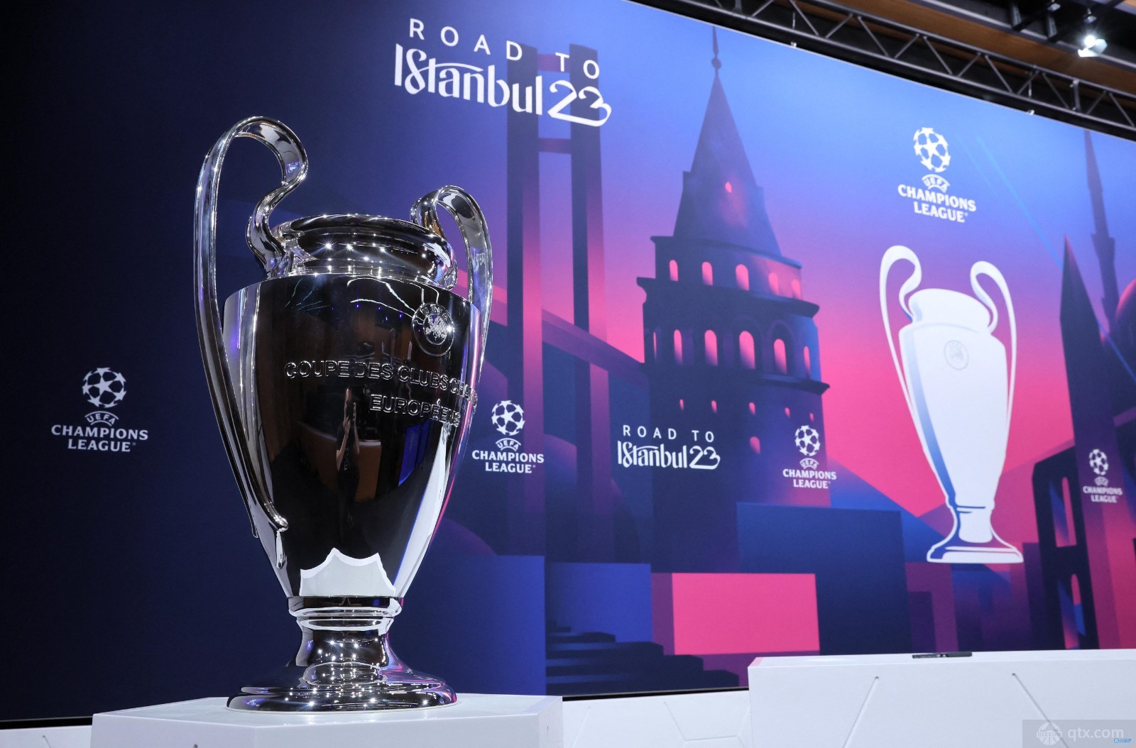 曼城vs国际米兰的欧冠决赛争冠赛将在北京时间11月6日凌晨三点上演